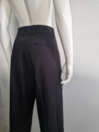 Olaf pantalon. Maat M. Zwart.