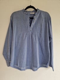 Co'Couture Pintuck shirt. Maat L. Blauw.