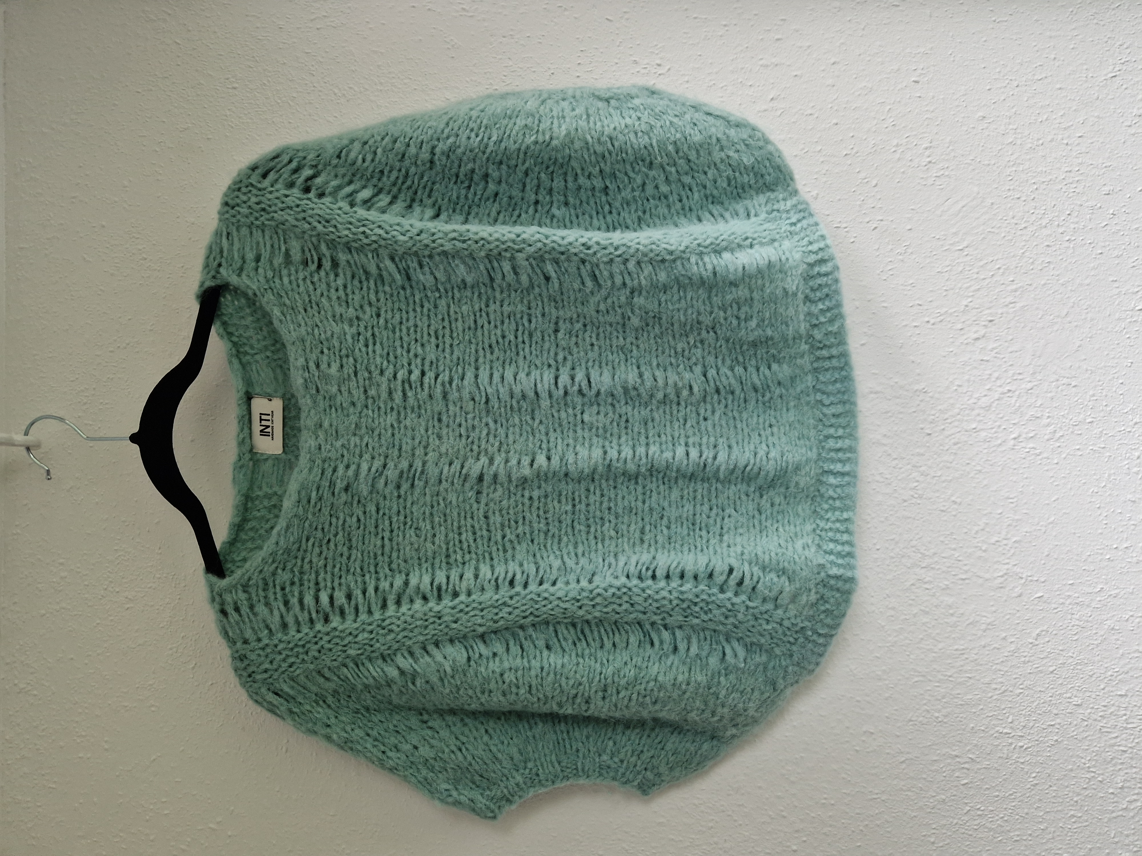 INTI top Irma. Maat M. Mint/baby alpaca.