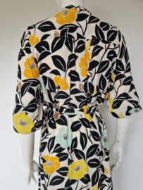 Juffrouw Jansen midi jurk. Maat S. All over print.