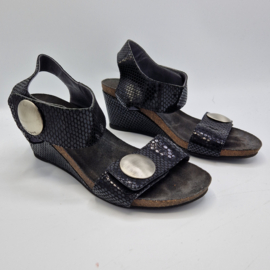 Ca'shott sandalen met sleehak. Mt. 40, Zwart/leer.