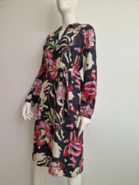 Pom jurk Kea Flower. Maat 40, Antracies/bloemenprint.