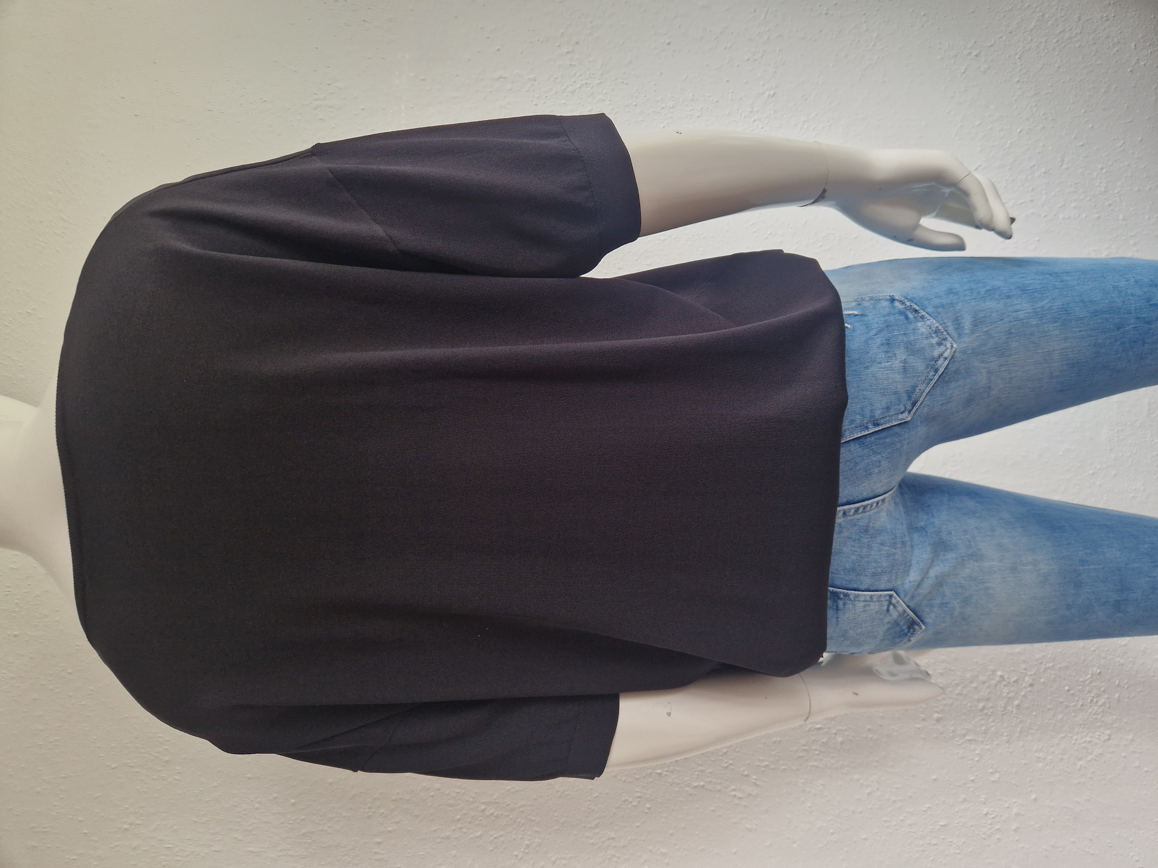 FFC top. Maat M. Zwart