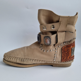 Karma of Charme Straz Barokko boots. Maat 39