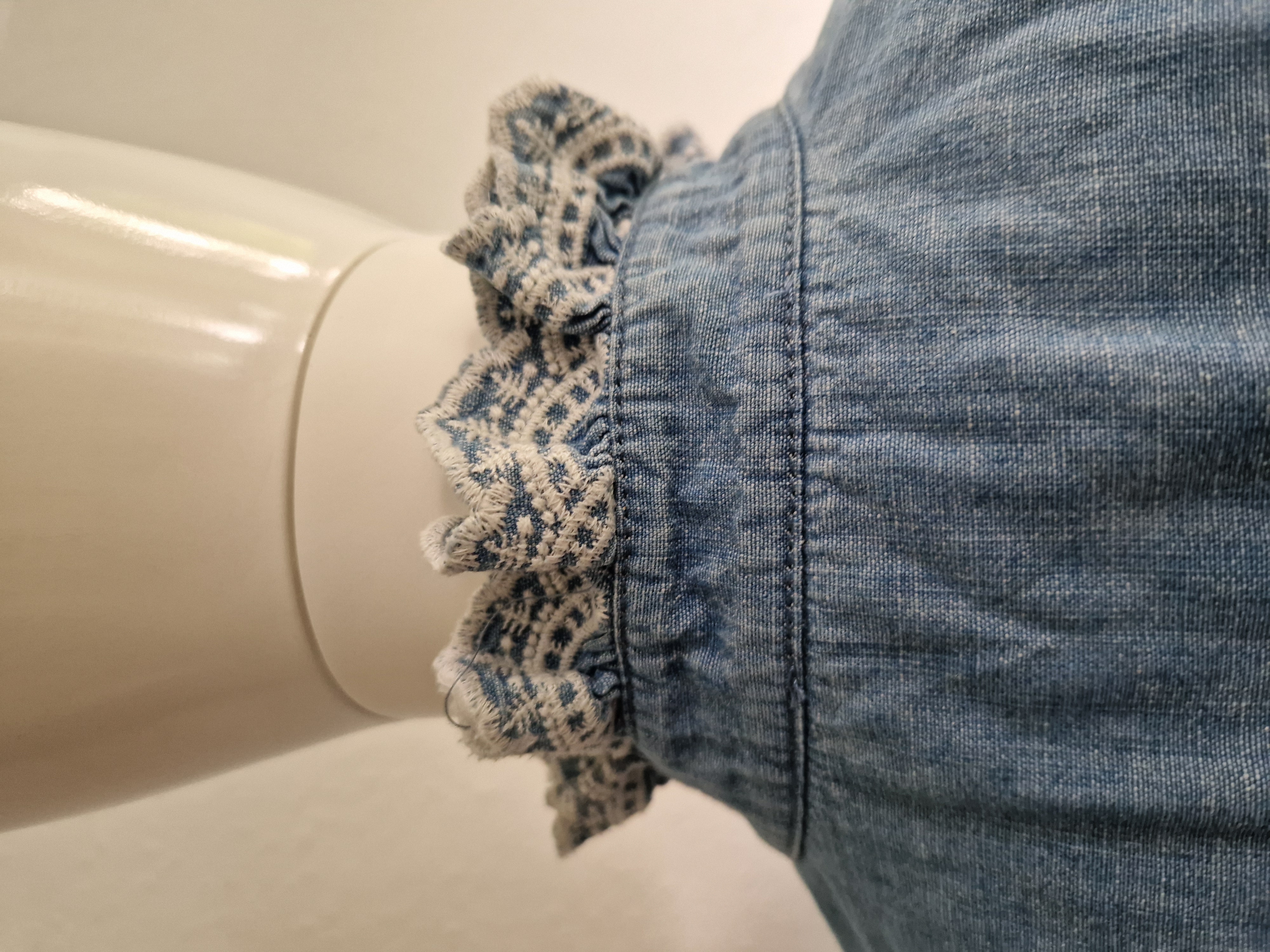 Nukus blouse. Maat L. Blauw/denim.