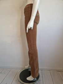 Lois Ravel high rise flared pantalon. Maat S. Cognac.
