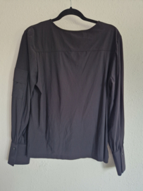 Studio Anneloes top. Maat L. Zwart/travelstof.