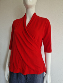 Marc Cain Sports overslagtop. Maat 5, Rood.