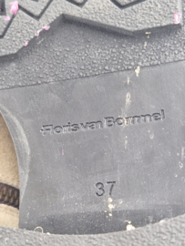 Floris van Bommel enkellaarsjes. Maat 37,Beige/suède.