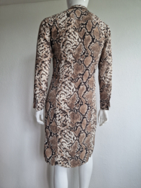 Drole de Copine jurk. Maat L. Snakeprint.