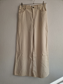 Lee Drew Wide Leg Jeans. Maat 30/33. Ecru.