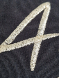 Alix The Label T-shirt | Maat S | Zwart/goud |