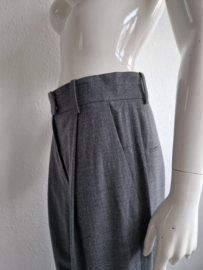 Cos cropped bandplooi pantalon. Maat 38, Grijs/wol.