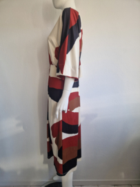 K-Design midi jurk. Maat M. Crème/wijnrood