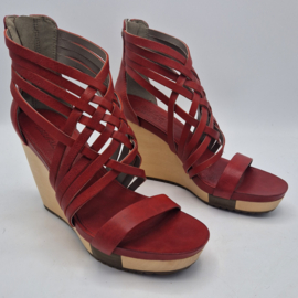 Ecco sandalen met sleehak. Maat 40. Rood/leer.