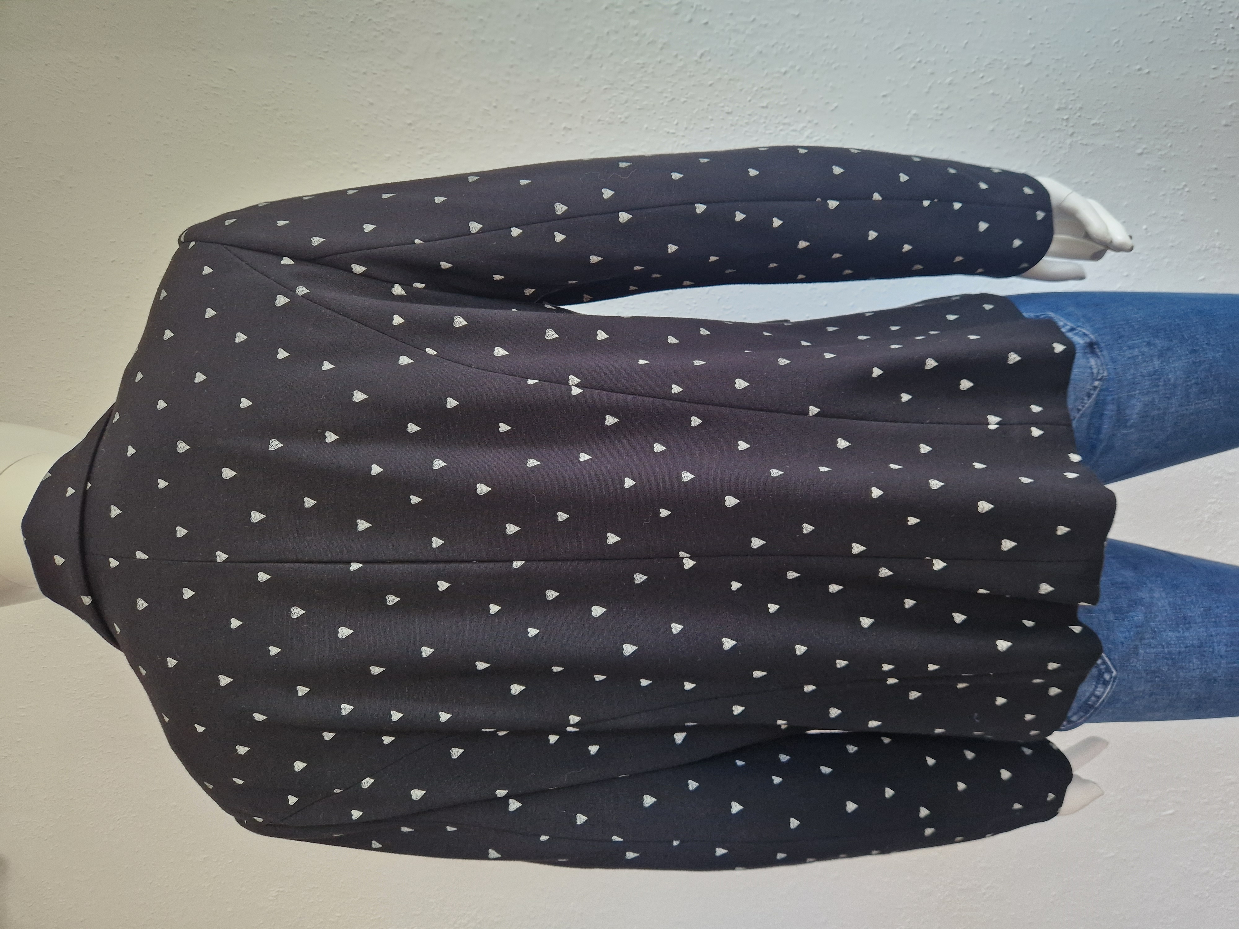 Marc Cain blazer. Maat 6, Zwart/hartjesprint.