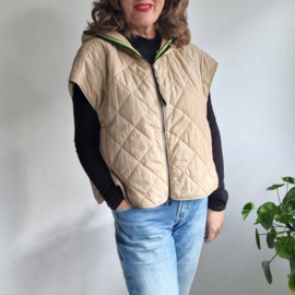 Beaumont gewatteerde bodywarmer met capuchon | Maat 44 |