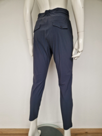 Studio Anneloes pantalon. Maat M. Grijs/travelstof