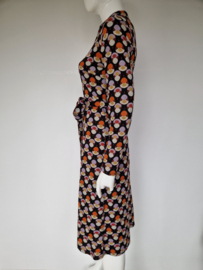 Surkana jurk. Maat S. Retroprint.