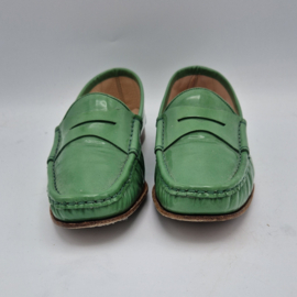 Pertini loafers. Maat 39. Mintgroen/lakleer.