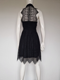 Josh V. jurk Roma. Maat S. Zwart