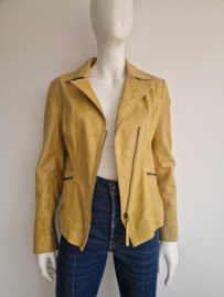 On Stage blazer jasje. Maat 36/38, Okergeel/leer.