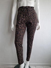 Mi Piace pantalon. Maat XXL. Zwart/bruin.