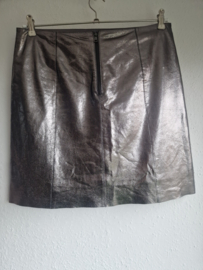 Marc Cain rok. Maat 4, Zilver/lamsleer.