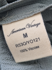 American Vintage shorts. Maat M. Saliegroen.