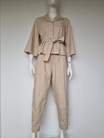 Rianni set (blazer + pantalon). Maat 38/40. Beige