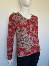 Cap Juluca  top.– New Story by Aldo Martins. Maat 40/42.