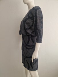 Studio Anneloes jurk Maren Circle. Maat M. Zwart/travelstof.