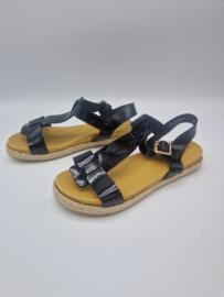 Pazolini sandalen. Maat 37, Zwart/lakleer.