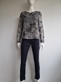 La Ligna blouse top. Maat 36. Grijs/bloemenprint.