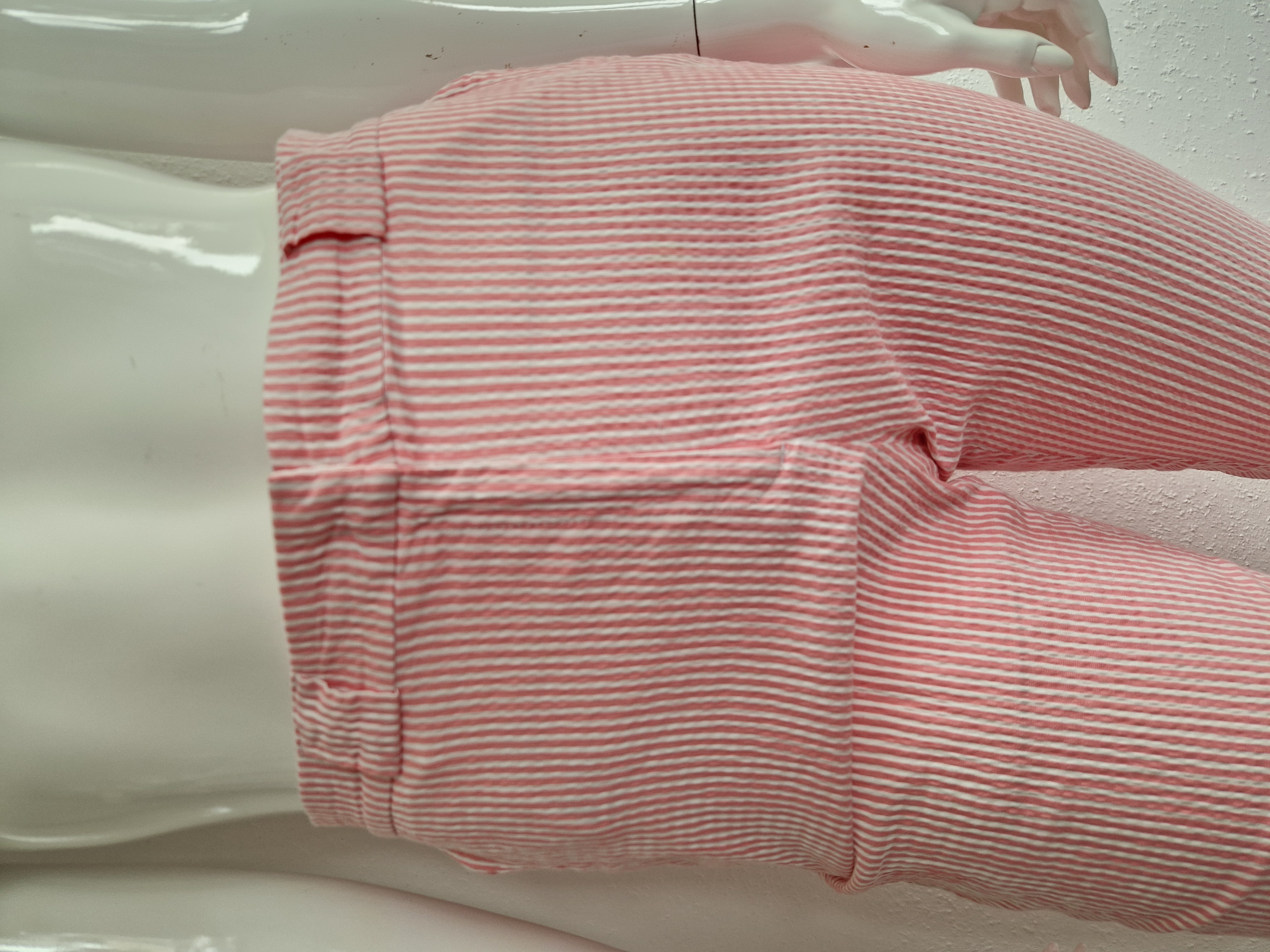 Brax pantalon. Maat 42, Roze/wit gestreept.