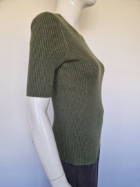 Repeat fijngebreide top. Maat 38, Donkergroen