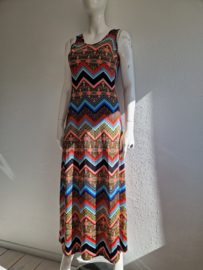 Strandjurk met opengewerkte rug. Maat 36. All over print.