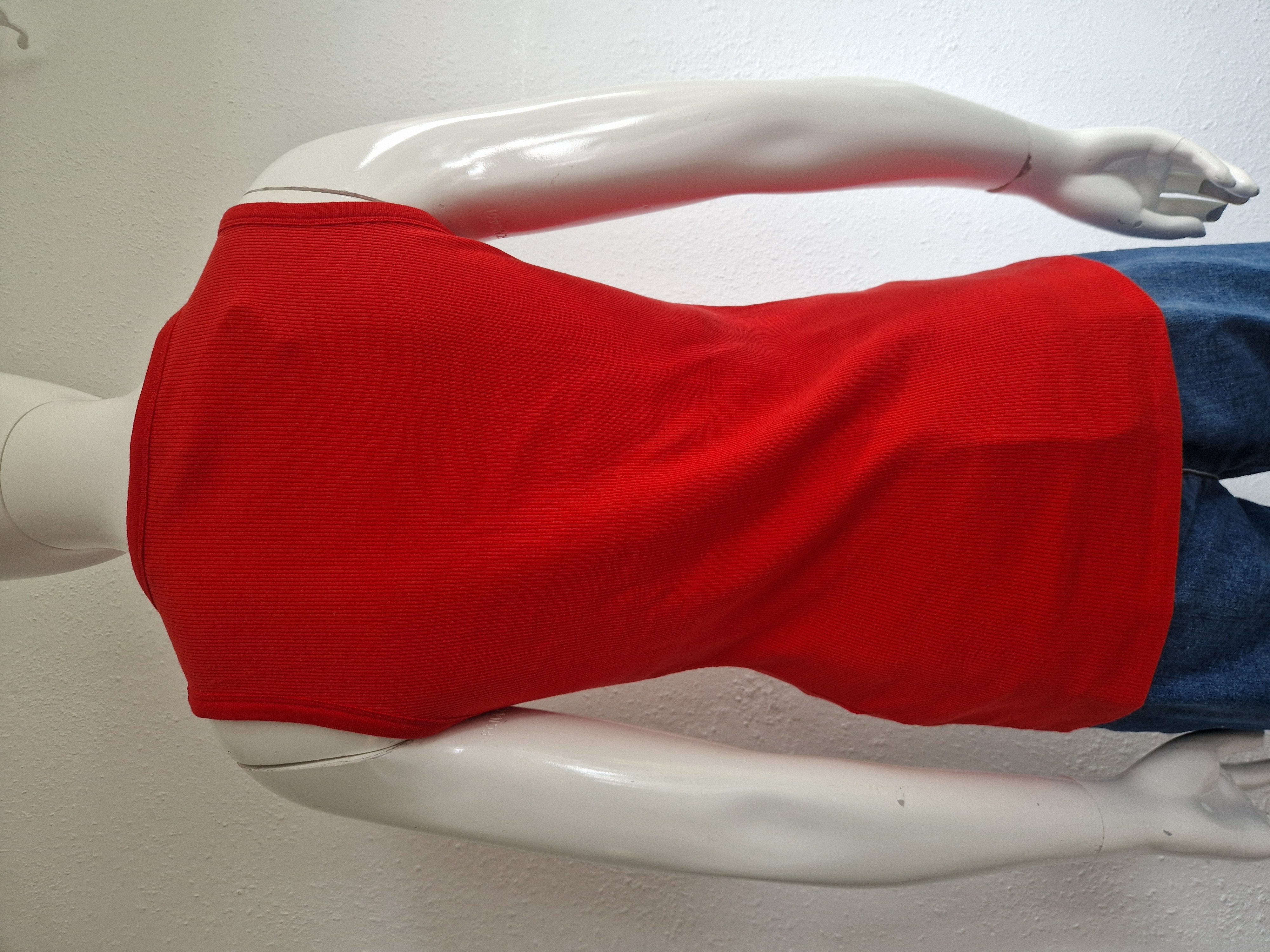 Someday top Kleanne. Maat 40. Rood.
