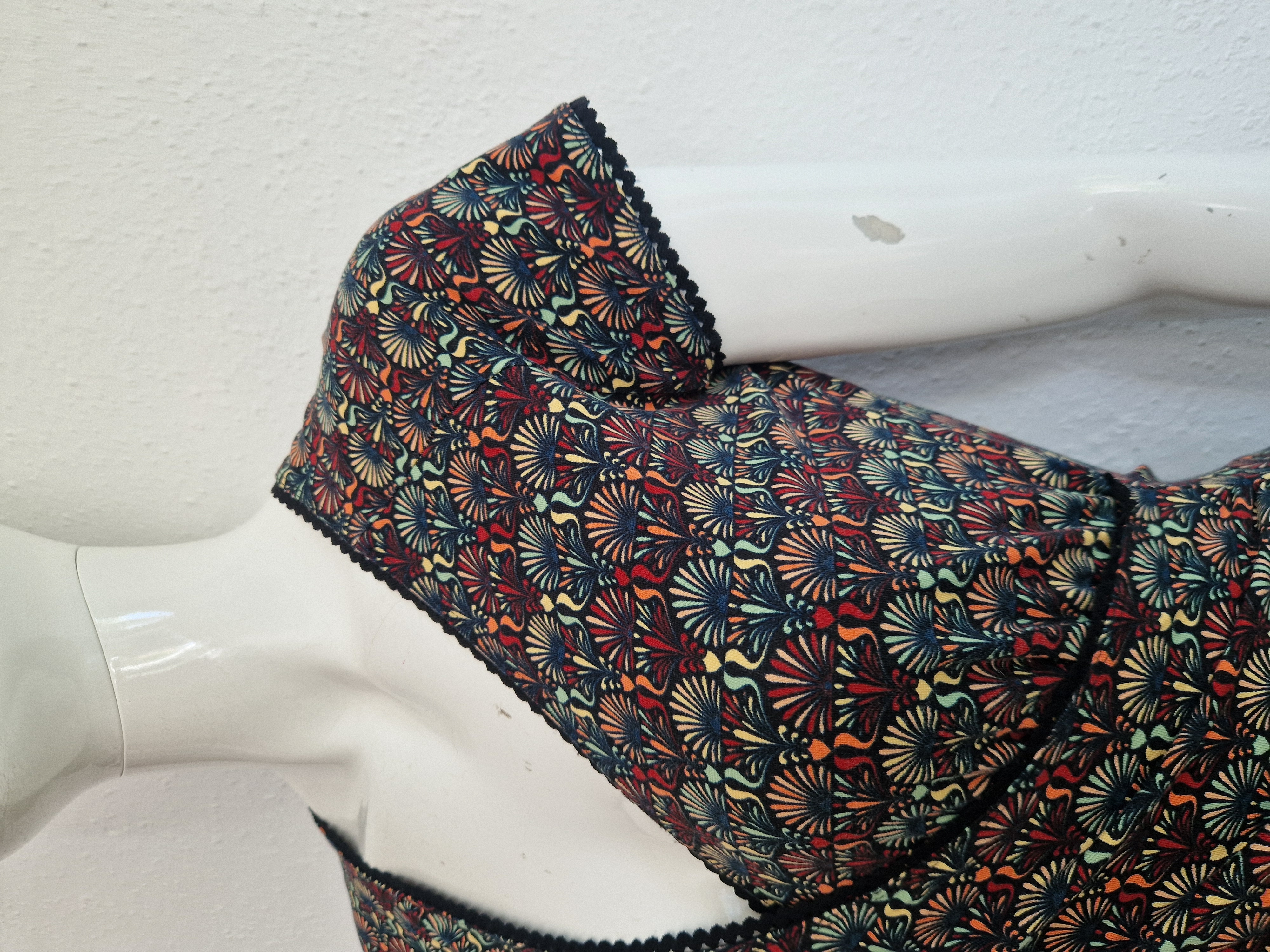 King Louie cross dress jurk. Maat M. Print.