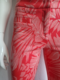 Cambio pantalon Famous. Maat 34. Roze/print.