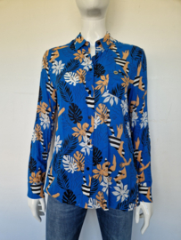 SIS (Spijkers & Spijkers)  blouse. Mt. M. Blauw/print.
