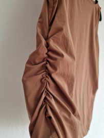 Studio Anneloes top. Maat XL. Bruin.