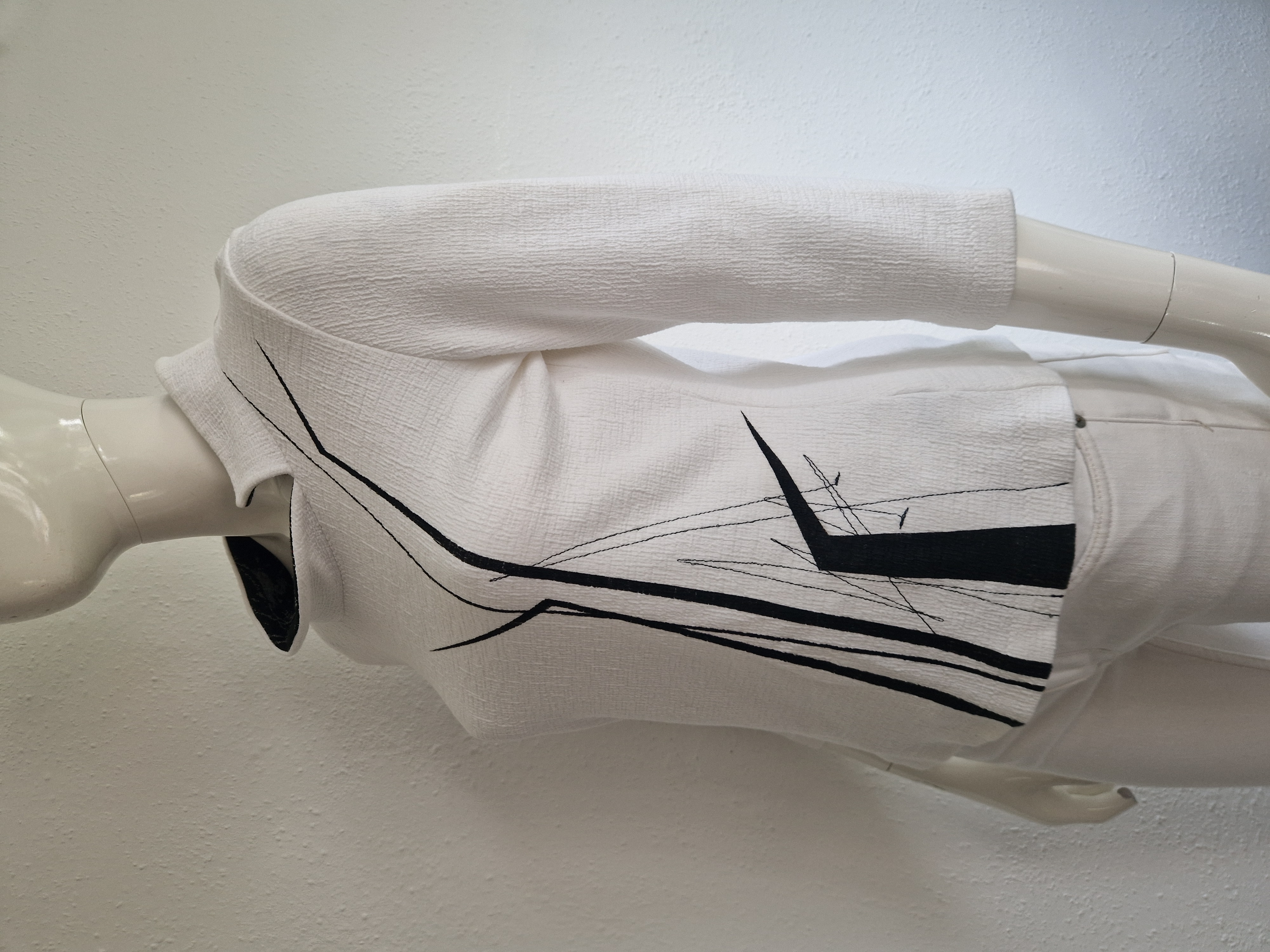 Irma Borgsteede top. Maat M. Wit/grafische print.