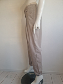 Yaya pantalon. Maat 36, Beige.