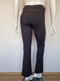 Marc Cain Sports flared pantalon. Maat 4, Zwart