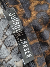 Juffrouw Jansen top. Maat XL. Bruin/dierenprint.