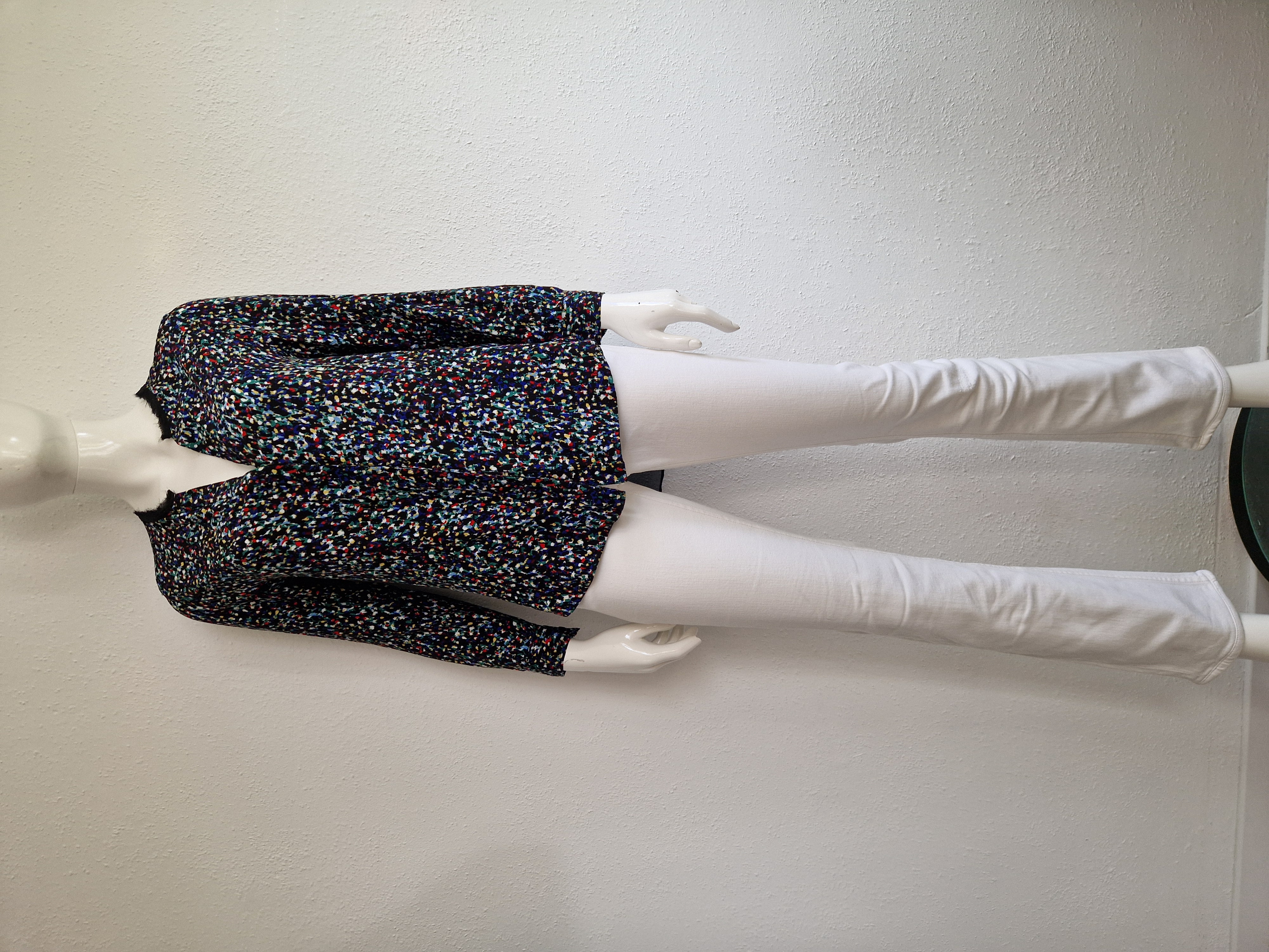 Sandro blouse. Maat 2. Confettiprint
