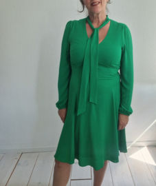 Steps jurk met strikdetail. Maat 42. Groen