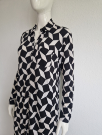 Claudia Sträter midi jurk. Maat 38, Zwart/wit/print.