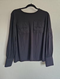 Studio Anneloes top. Maat L. Zwart/travelstof.
